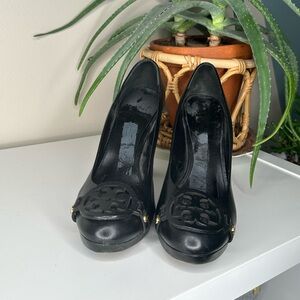 Tory Burch Black Heels w/Logo